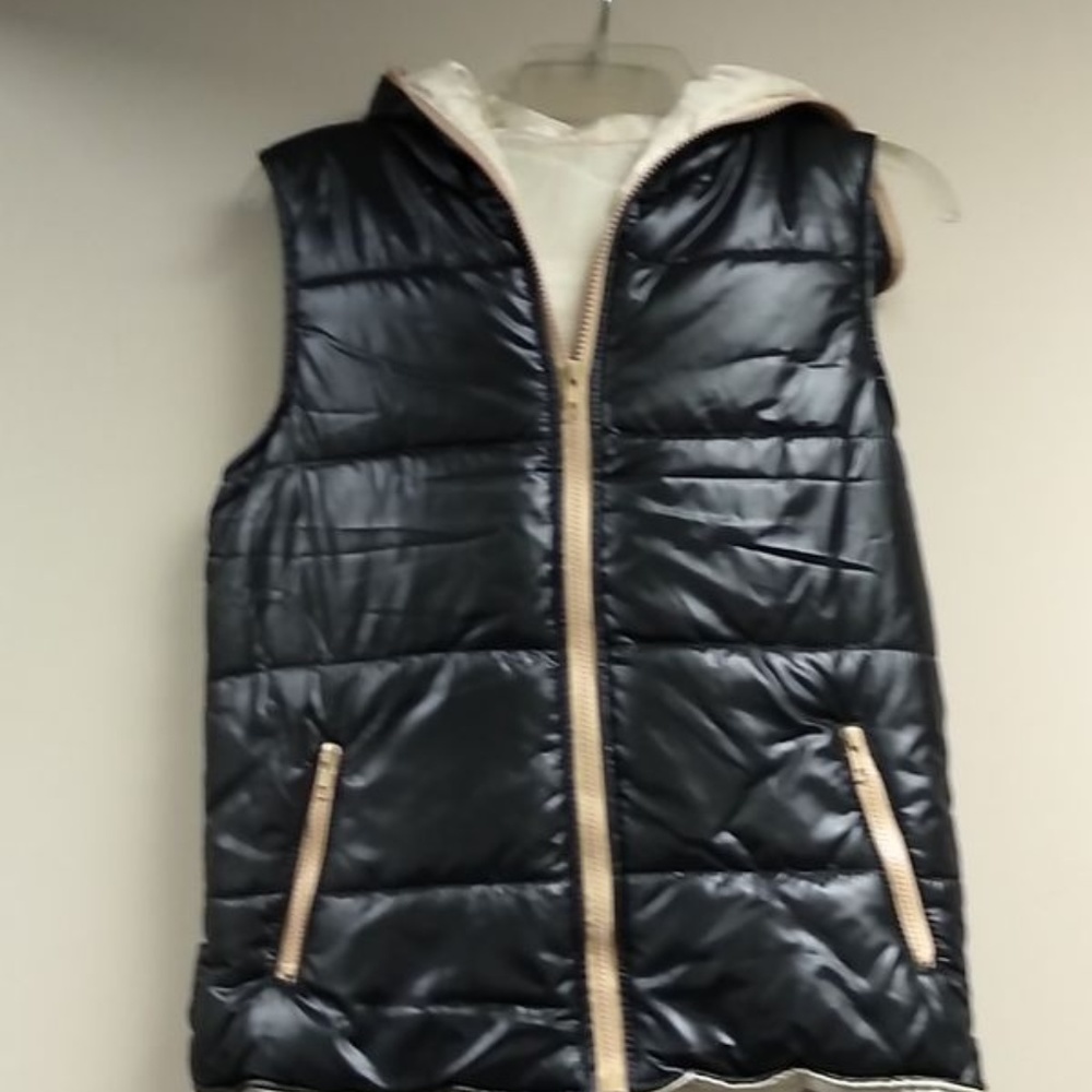 New Skull hooded vest